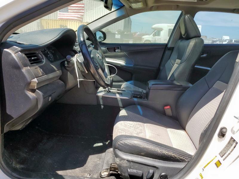 4T1BF1FK2CU569284 - 2012 TOYOTA CAMRY BASE თეთრი ფოტო 7