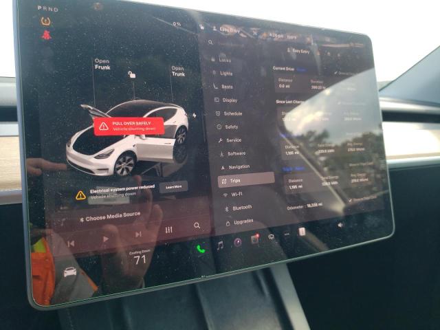 7SAYGDEE9PF799351 - 2023 TESLA MODEL Y 白色 照片 9