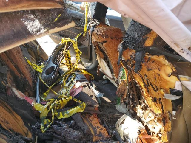 19VDE1F71FE010638 - 2015 ACURA ILX 20 TECH Սպիտակ լուսանկար 10