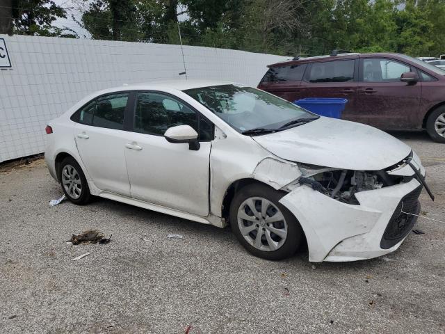 5YFEPRAE1LP073811 - 2020 TOYOTA COROLLA LE WHITE photo 4