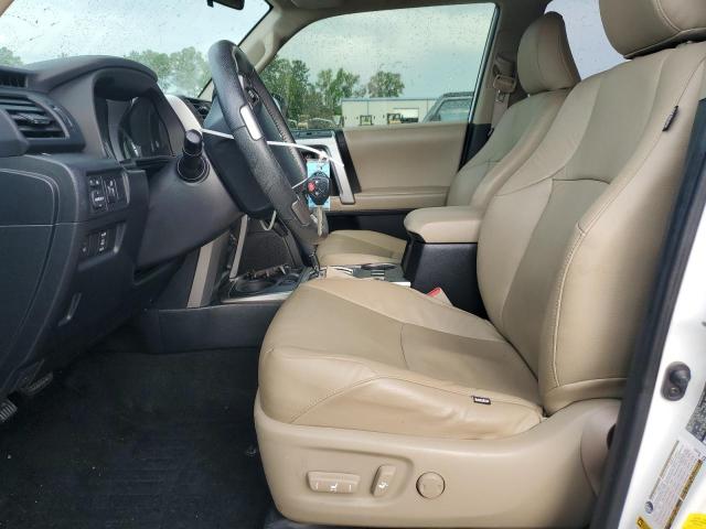 JTEZU5JR8J5177076 - 2018 TOYOTA 4RUNNER SR5 Weiß Foto 7