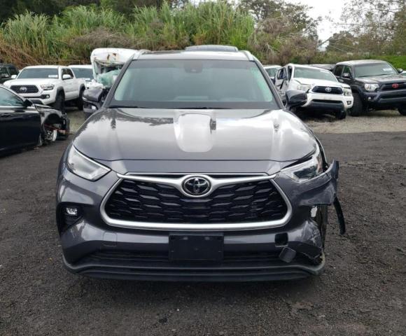 5TDHZRAH6NS546243 - 2022 TOYOTA HIGHLANDER XLE GRAY photo 5