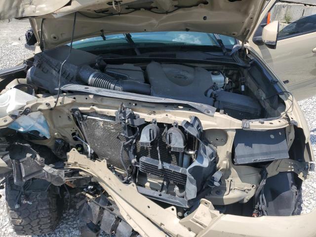 3TMDZ5BN6JM046363 - 2018 TOYOTA TACOMA DOUBLE CAB ბეჟი ფოტო 11