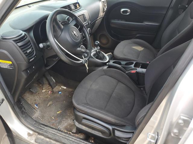 KNDJN2A21H7431760 - 2017 KIA SOUL SILVER photo 7