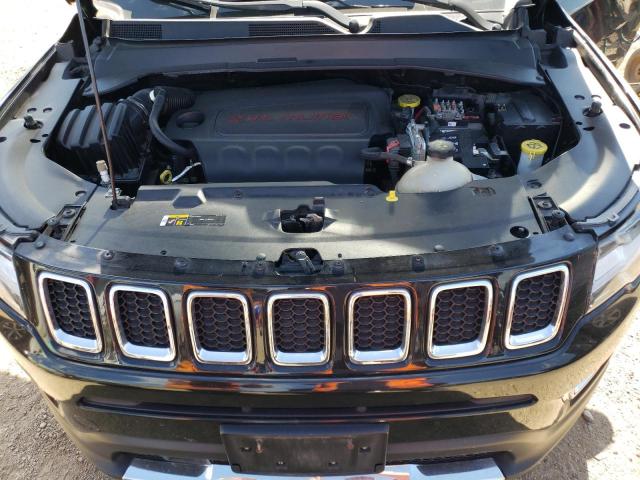 3C4NJDCBXJT340624 - 2018 JEEP COMPASS LIMITED BLACK photo 11