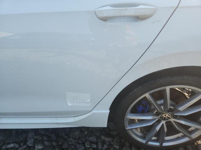 WVWEB7CD1RW233063 - 2024 VOLKSWAGEN GOLF R Белый фото 12