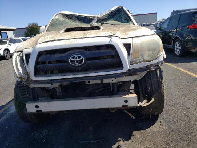 5TEKU72N05Z077781 - 2005 TOYOTA TACOMA DOUBLE CAB PRERUNNER LONG BED WHITE photo 5