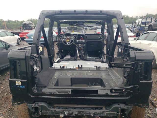 1C4JJXP65MW643225 - 2021 JEEP WRANGLER U SAHARA 4XE BLACK photo 6