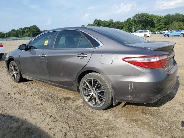 4T1BF1FK6FU058066 - 2015 TOYOTA CAMRY LE GRAY photo 2