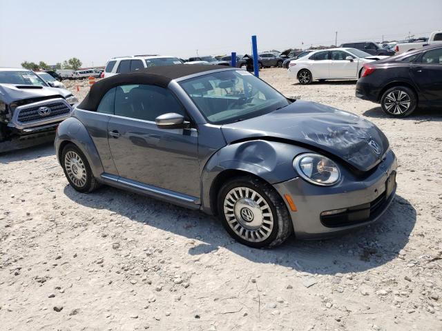 3VW5P7AT8DM813718 - 2013 VOLKSWAGEN BEETLE GRAY photo 4