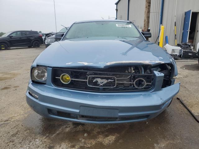 1ZVFT80N975292351 - 2007 FORD MUSTANG BLUE photo 5