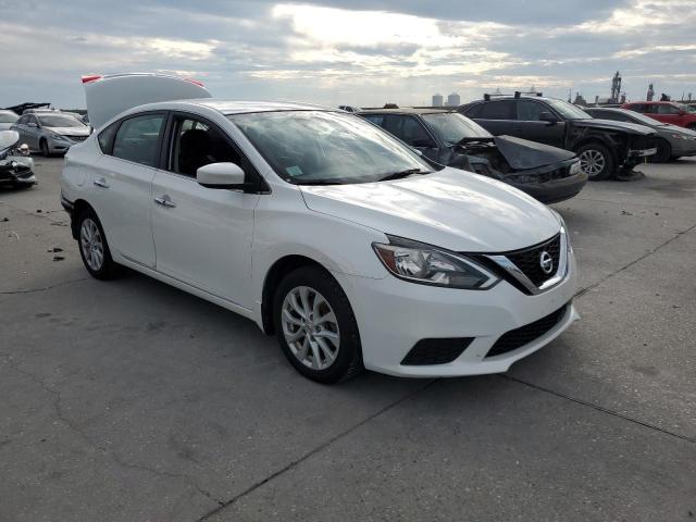 3N1AB7AP7JY265060 - 2018 NISSAN SENTRA S WHITE photo 4