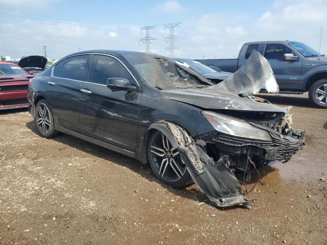 1HGCR3F98HA033605 - 2017 HONDA ACCORD TOURING BLACK photo 4