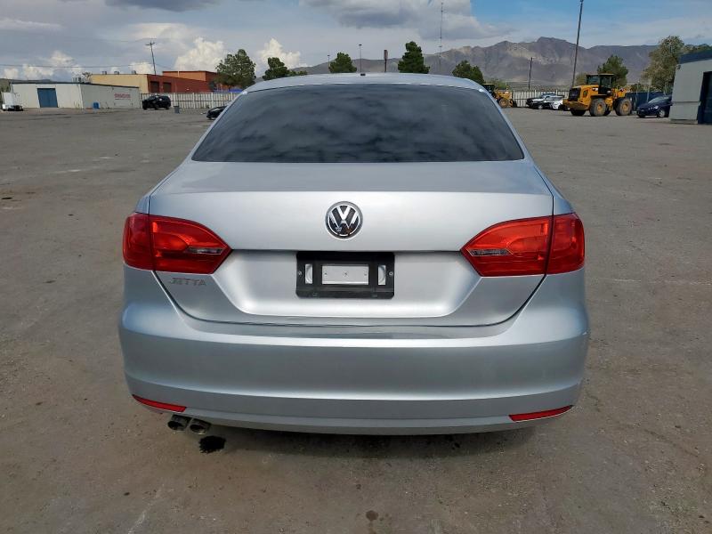 3VW2K7AJ2EM304337 - 2014 VOLKSWAGEN JETTA BASE SILVER photo 6