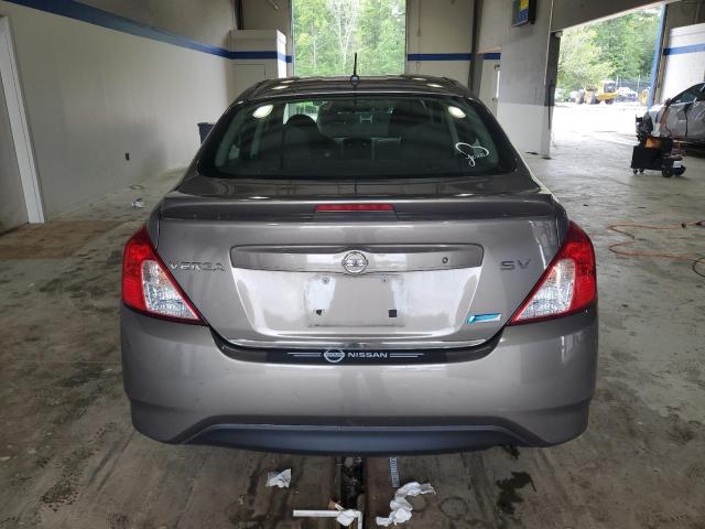 3N1CN7AP7GL848380 - 2016 NISSAN VERSA S GRAY photo 6