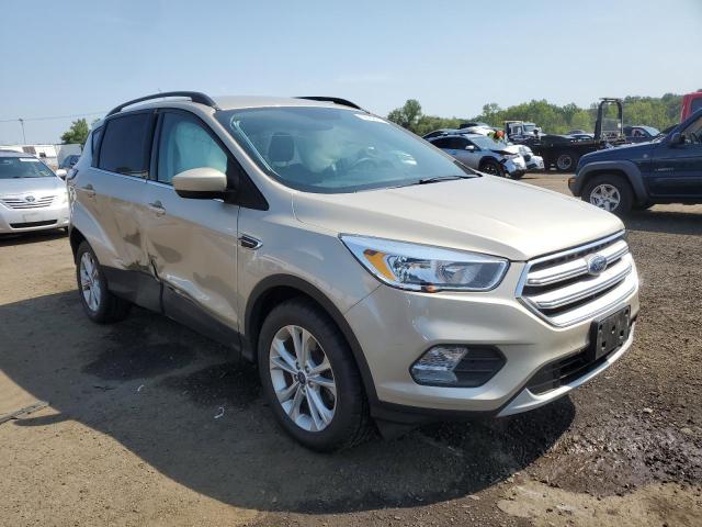 1FMCU9GD7JUB92425 - 2018 FORD ESCAPE SE Brun photo 4