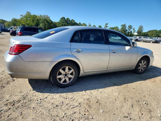 4T1BK36B58U310867 - 2008 TOYOTA AVALON XL SILVER photo 3