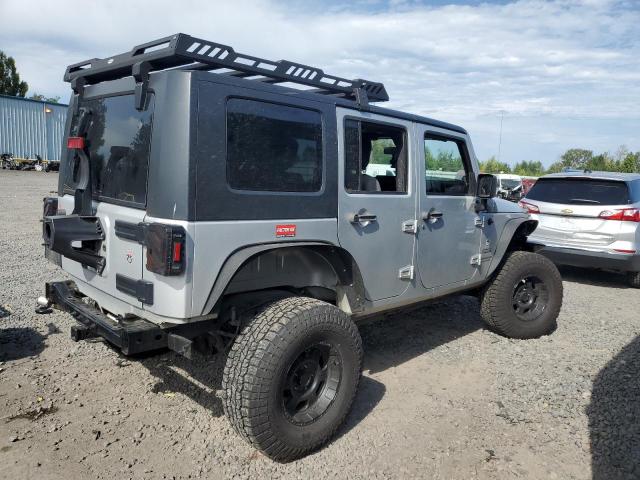 1J4BA3H17AL114995 - 2010 JEEP WRANGLER UNLIMITED SPORT SILVER photo 3