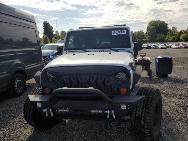 1J4BA3H17AL114995 - 2010 JEEP WRANGLER UNLIMITED SPORT SILVER photo 5