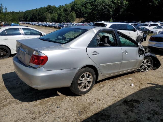 4T1BF30K95U110874 - 2005 TOYOTA CAMRY LE SILVER photo 3