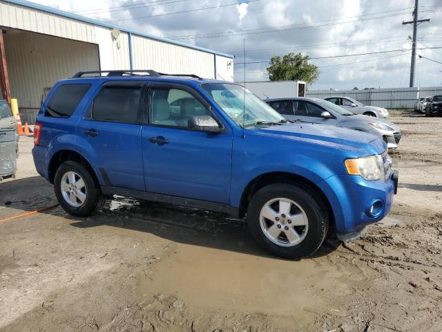 1FMCU0D75CKB39456 - 2012 FORD ESCAPE XLT BLUE photo 4