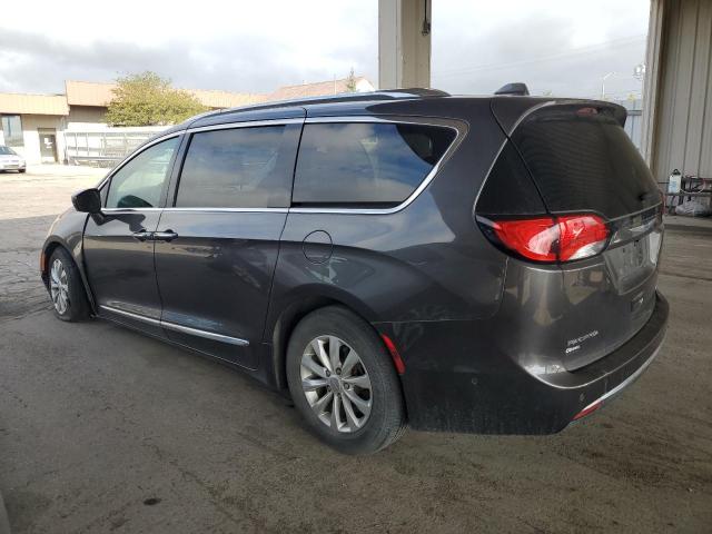 2C4RC1BG8JR269756 - 2018 CHRYSLER PACIFICA TOURING L GRAY photo 2