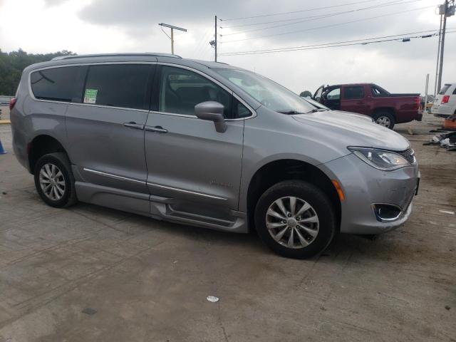 2C4RC1BG2JR312004 - 2018 CHRYSLER PACIFICA TOURING L Արծաթագույն լուսանկար 4