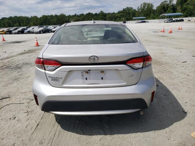 JTDEPRAE4LJ050821 - 2020 TOYOTA COROLLA LE ვერცხლისფერი ფოტო 6