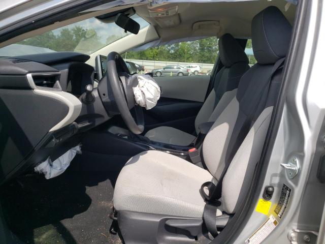 JTDEPRAE4LJ050821 - 2020 TOYOTA COROLLA LE ვერცხლისფერი ფოტო 7