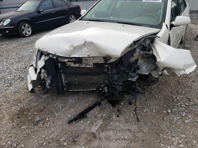 1G6DW677450175223 - 2005 CADILLAC STS WHITE photo 9