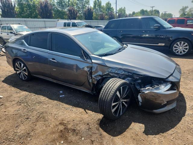 1N4BL4CW1KN313819 - 2019 NISSAN ALTIMA SR Gris photo 4
