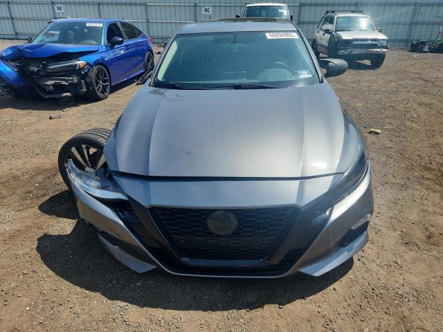 1N4BL4CW1KN313819 - 2019 NISSAN ALTIMA SR Gris photo 5