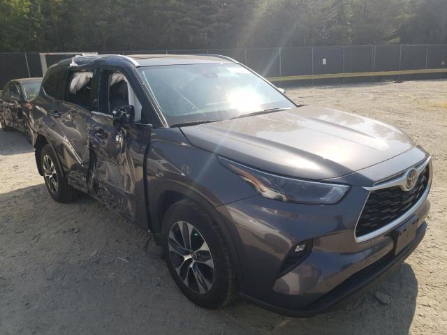 5TDGZRBH1NS213099 - 2022 TOYOTA HIGHLANDER XLE GRAY photo 4