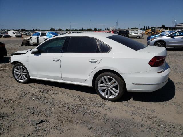 1VWLA7A31KC007064 - 2019 VOLKSWAGEN PASSAT WOLFSBURG 白色 照片 2
