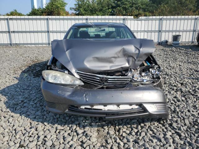 4T1BE32K45U636409 - 2005 TOYOTA CAMRY LE BROWN photo 5