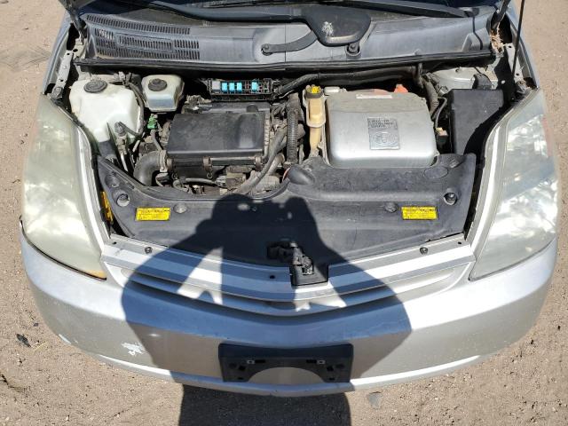 JTDKB20UX50116945 - 2005 TOYOTA PRIUS 银色 照片 11