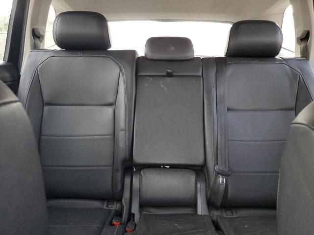 3VV3B7AXXJM209824 - 2018 VOLKSWAGEN TIGUAN SE Qara foto 10