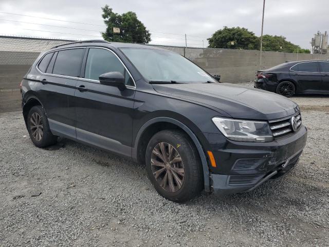3VV3B7AXXJM209824 - 2018 VOLKSWAGEN TIGUAN SE Qara foto 4