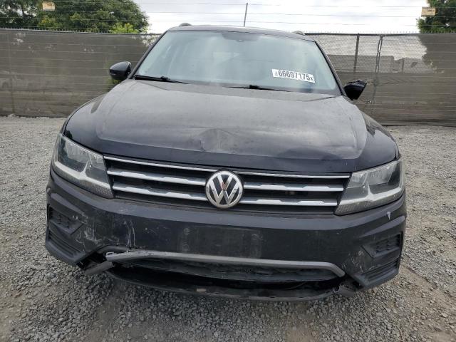 3VV3B7AXXJM209824 - 2018 VOLKSWAGEN TIGUAN SE Qara foto 5