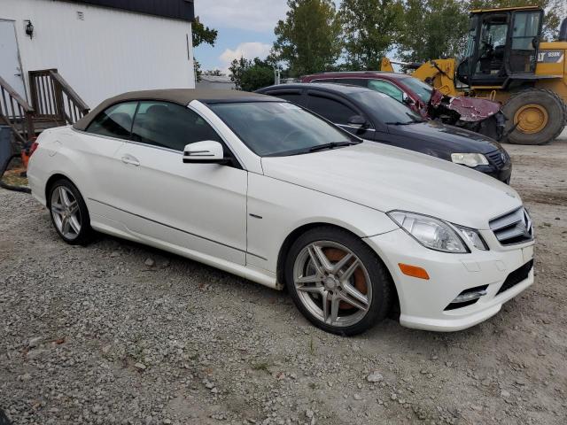 WDDKK7DFXCF151672 - 2012 MERCEDES-BENZ E 550 WHITE photo 4