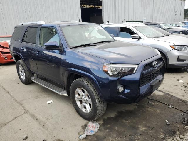 JTEBU5JR8J5515383 - 2018 TOYOTA 4RUNNER SR5/SR5 PREMIUM 蓝色 照片 4