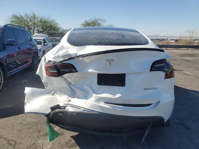 7SAYGDED0RF121887 - 2024 TESLA MODEL Y WHITE photo 6
