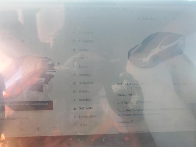 7SAYGDED0RF121887 - 2024 TESLA MODEL Y WHITE photo 9