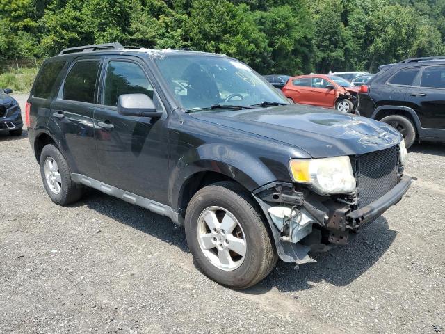 1FMCU9DG9BKA65526 - 2011 FORD ESCAPE XLT BLACK photo 4