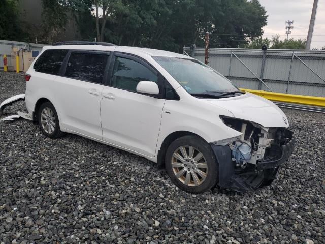 5TDJZ3DC4HS166711 - 2017 TOYOTA SIENNA LE თეთრი ფოტო 4