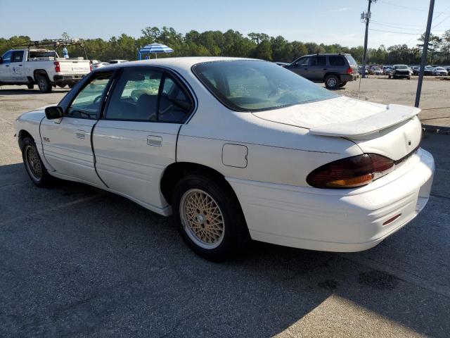 1G2HX52K7WH211818 - 1998 PONTIAC BONNEVILLE SE WHITE photo 2