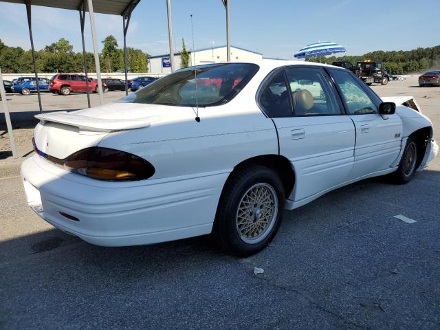 1G2HX52K7WH211818 - 1998 PONTIAC BONNEVILLE SE WHITE photo 3