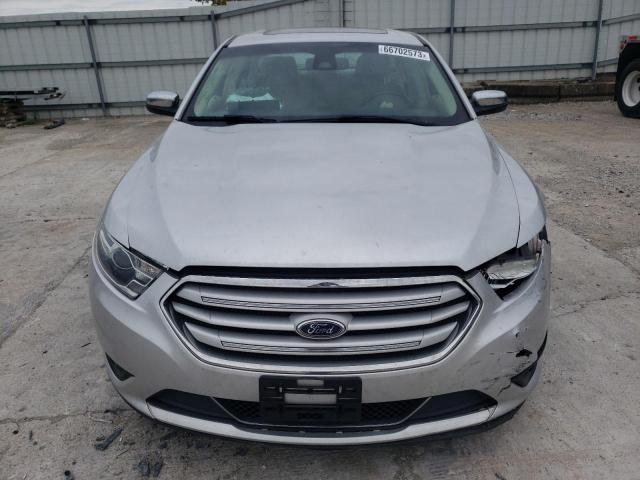 1FAHP2F86HG111779 - 2017 FORD TAURUS LIMITED SILVER photo 5