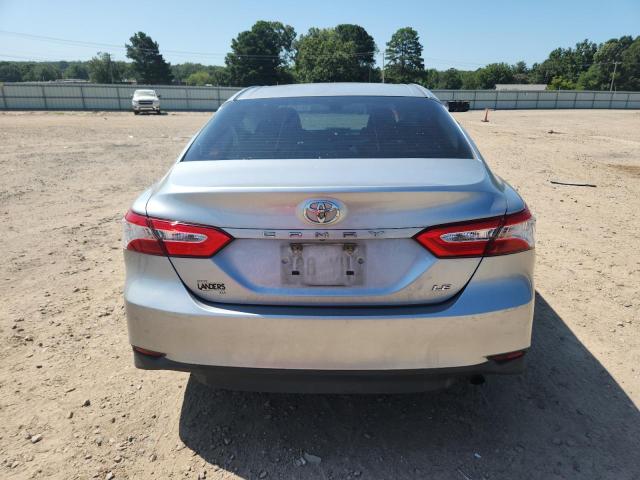 JTNB11HK6J3013736 - 2018 TOYOTA CAMRY L 银色 照片 6