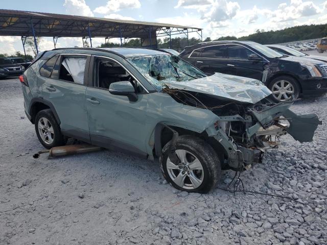 2T3W1RFV7LC045145 - 2020 TOYOTA RAV4 XLE GRAY photo 4